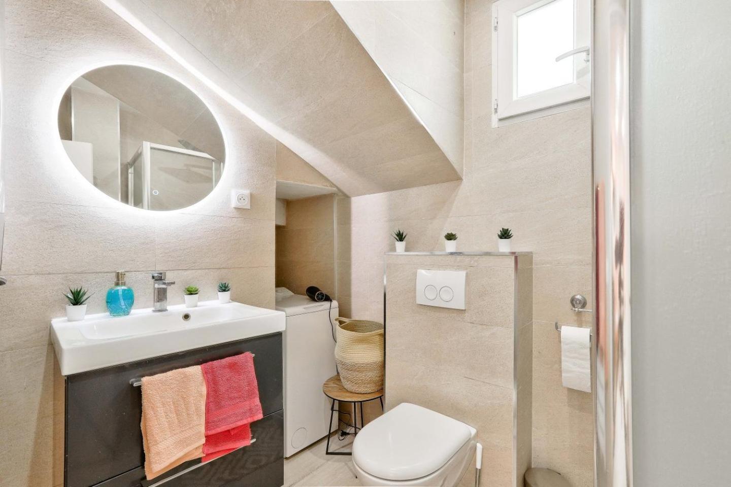 Le Nid Douillet Appartement Confortable A 5 Min Du Stade De France Et Proche De L'Aeroport Cdg Saint-Denis  Luaran gambar