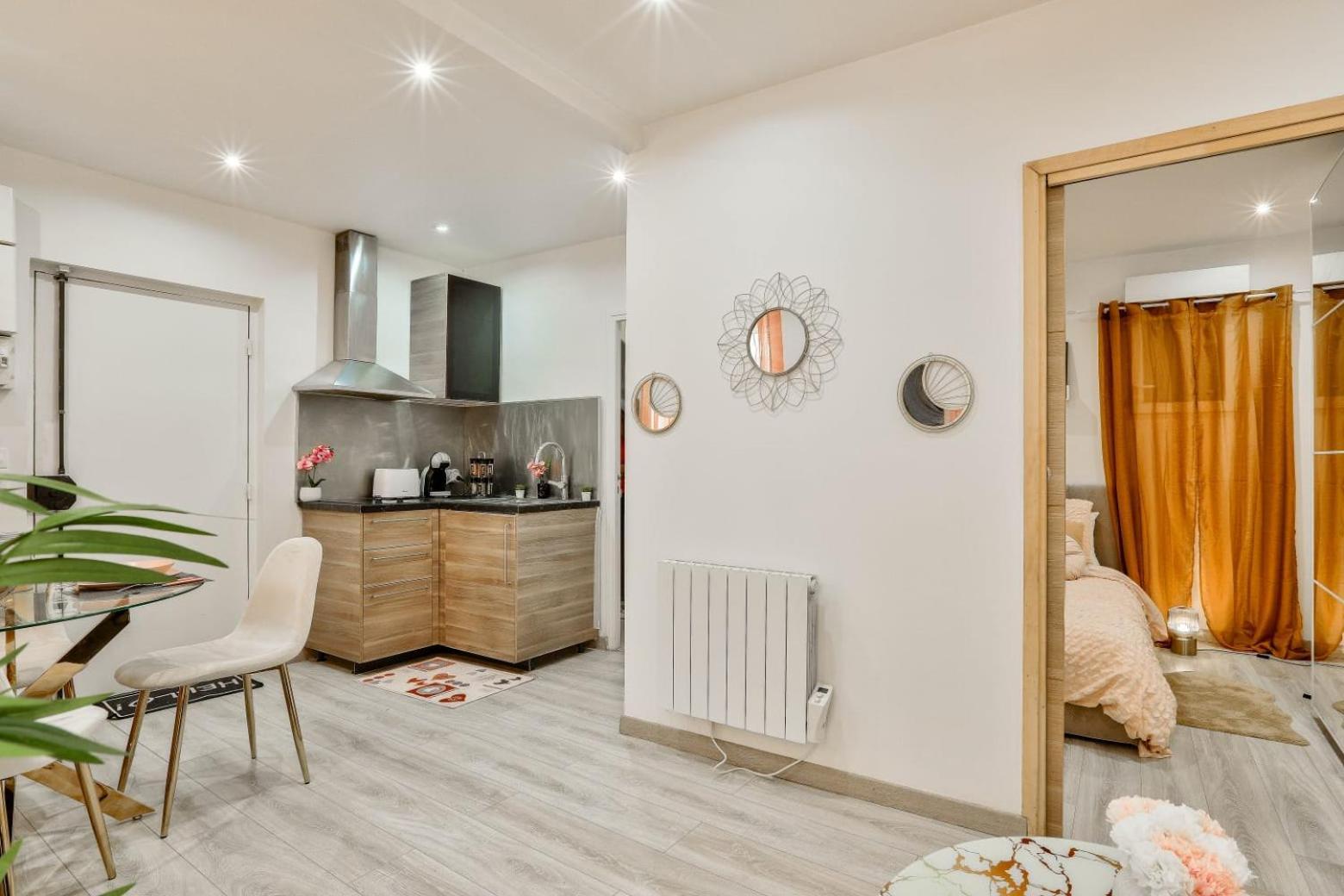 Le Nid Douillet Appartement Confortable A 5 Min Du Stade De France Et Proche De L'Aeroport Cdg Saint-Denis  Luaran gambar