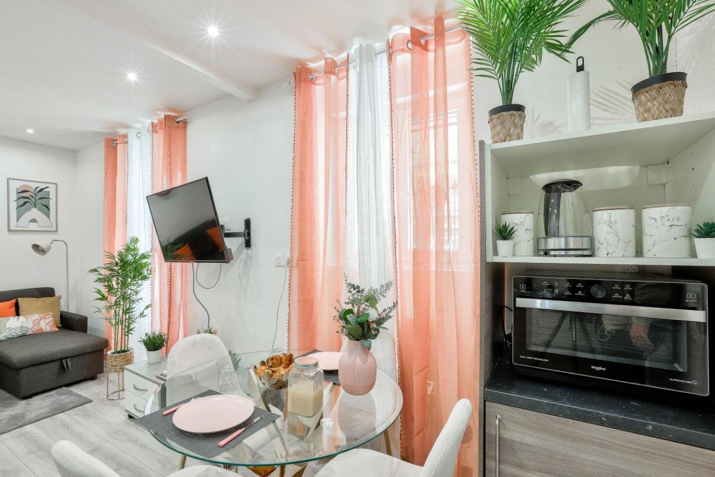 Le Nid Douillet Appartement Confortable A 5 Min Du Stade De France Et Proche De L'Aeroport Cdg Saint-Denis  Luaran gambar
